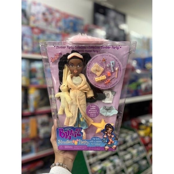 Búp bê Bratz Slumber Party Doll Sasha