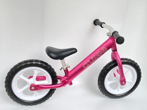  Xe Cruzee màu hồng 