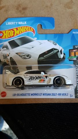  Xe mô hình HCX49 Hot Wheels LB-Silhouette Works GT Nissan 35GT-RR Ver.2 