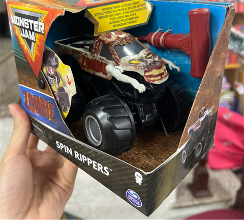  6044990 - MONSTER JAM 1:43 Rev'N Roar 