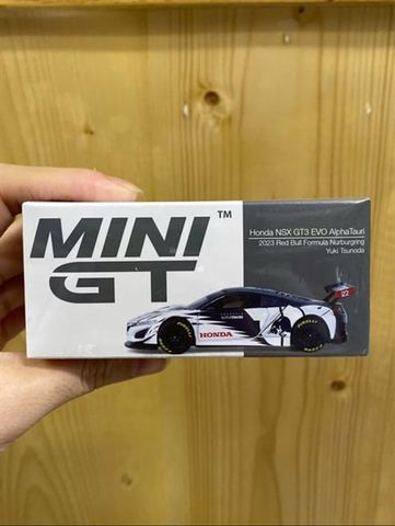  MINI GT 1/64 Honda NSX GT3 EVO Red Bull Formula Nurburgring 2023 Alpha Tauri Kakuda Hiroki 