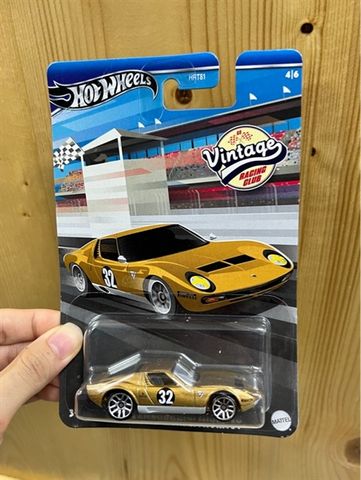  Mô hình xe HRV03 Hot Wheels 1971 Lamborghini Miura SV 