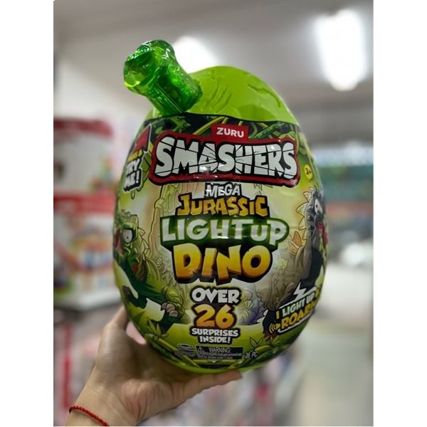 Smashers Mega Jurassic Light Up Dino Egg 74108