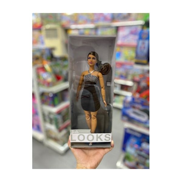 Đồ chơi búp bê tóc nâu Barbie Looks Doll Collectible & Posable with Wavy Brown Hair & Curvy Body Type