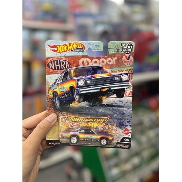 Xe mô hình FPY86 Hot Wheels Premium Drag Strip Deamons '73 Plymouth Duster