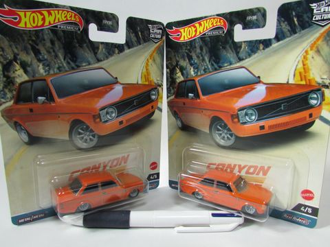  Xe mô hình HKC53 Hot Wheels Premium Car Culture - Canyon Warriors - '73 Volvo 142 GL 