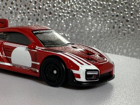 Xe mô hình HKF36 Hot Wheels Boulevard Porsche 935 