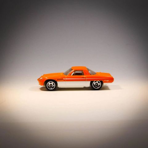  Xe mô hình HNJ98 Hot Wheels Basic 1968 Mazda Cosmo Sport 