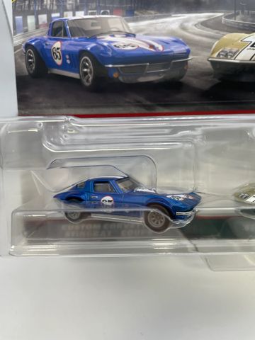  HRR80 Hot Wheels Premium Car Culture 2-Pack Custom Corvette Stingray Coupe and '69 Copo Corvette 