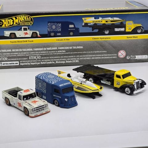 HRT51 Hot Wheels Premium Collector Set - Motorhead Madness 