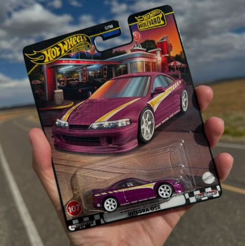  Xe mô hình HRT77 Hot Wheels Boulevard Custom '01 Acura Integra GSR 