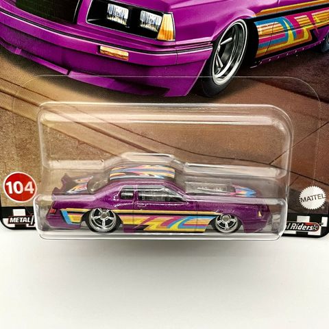 Xe mô hình HRT72 Hot Wheels Premium Boulevard 1986 Ford Thunderbird Pro Stock 