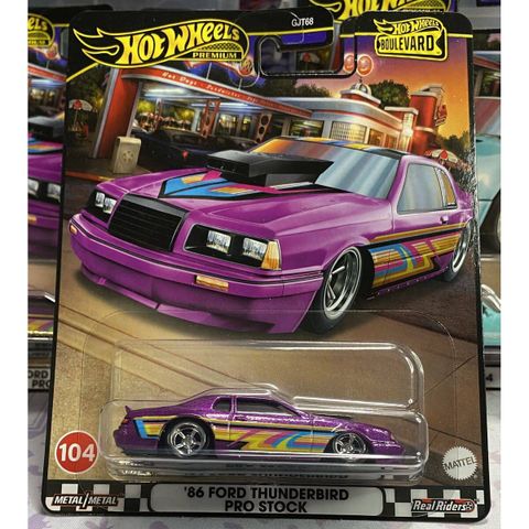  Xe mô hình HRT72 Hot Wheels Premium Boulevard 1986 Ford Thunderbird Pro Stock 