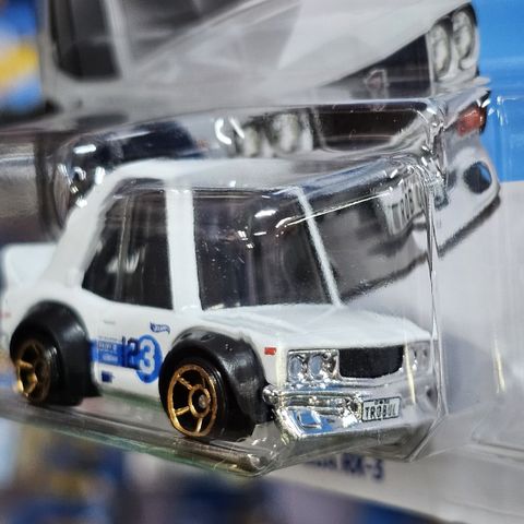  HXR23 Hot Wheels Mazda RX-3 White 