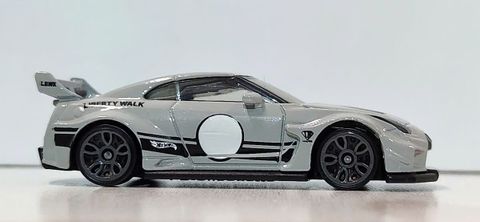  Xe mô hình HXR28 Hot Wheels Basic Car, LB-Silhouette, Works GT, Nissan 35GT-RR VER.2 