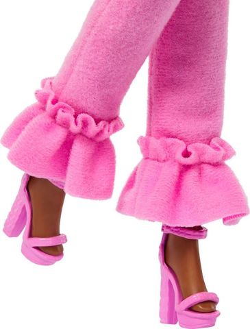  HYV28 Barbie Deluxe Style 11