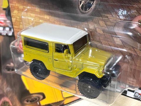  Xe mô hình JBL25 Hot Wheels Boulevard Toyota Land Cruiser FJ43 