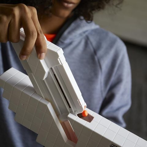  Nerf Minecraft Sabrewing Motorized Blaster Bow 