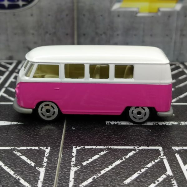 Xe Mô Hình MAJORETTE VW T1 Bus - Pink Version