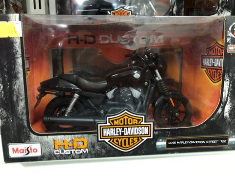  32333- 1:12 H-D 2015 STREET 75 ( ĐEN) 