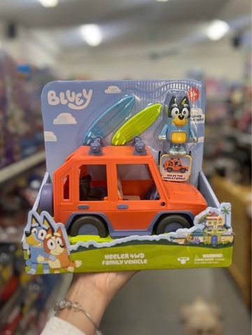  Bluey Heeler 4WD Family Cruiser Playset 