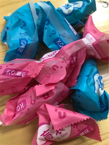  Túi mù charm nhiều kiểu phát quang 