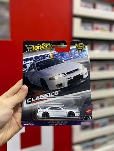 HRV99 23win04 Car Culture Modern Classics Nissan Skyline GT-R (BCNR33) 