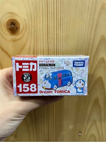  Dream Tomica 158 Doraemon Wrapping Bus 