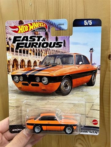  Xe mô hình HKD29 Hot Wheels Premium Fast and Furious Alfa Romeo Giulia Sprint GTA 