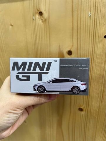  Mô hình xe MINI GT 1/64 Mercedes-Benz EQS 580 4MATIC Hi-Tech Silver Metallic (Left Handle) 