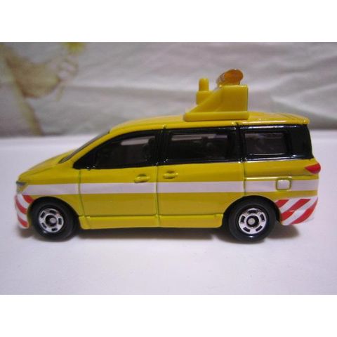  Tomica 88 Nissan Elgrand Road Patrol Car 