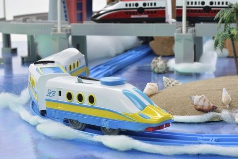  Đồ chơi TAKARA TOMY PLARAIL Donald Duck Marine Shuttle 