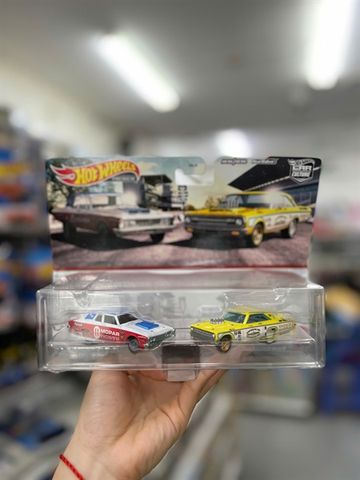  Xe mô hình HKF56 Hot Wheels Premium 2-Pack Plymouth Belvedia 426 Wedge / '65 Dodge Coronet 