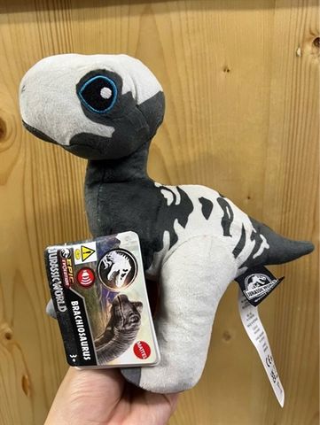  Khủng long bông có âm thanh HXB92 Jurassic World Dino Trackers Brachiosaurus 