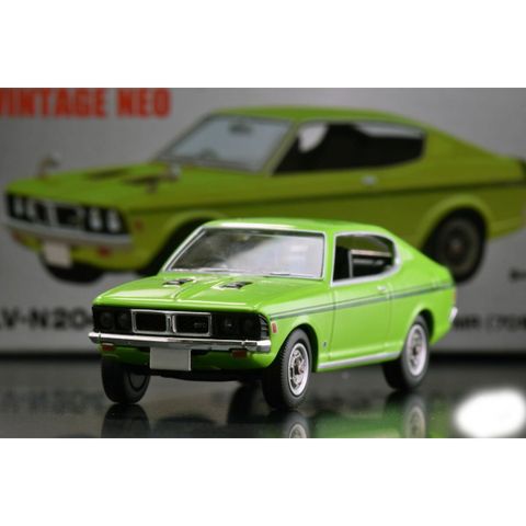  Mô hình Tomytec Tomica Limited Vintage Neo 1/64 LV-N204d Mitsubishi Colt Galant GTO MR 70 Green 