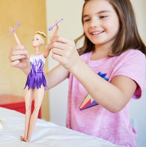  Barbie Made to Move Rythmic Gymnast Doll 