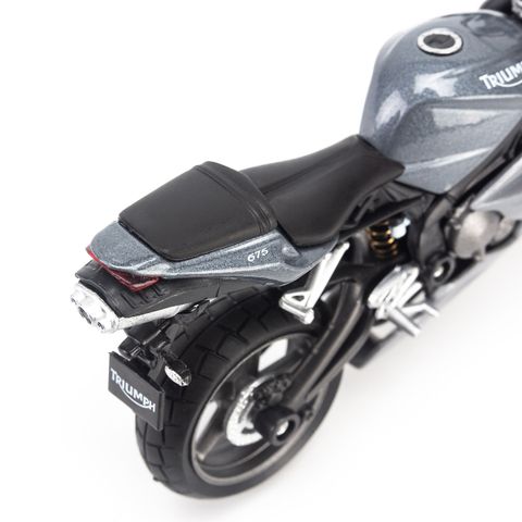  Mô hình xe môtô Triumph Daytona 675 1:18 Welly-12822PW 