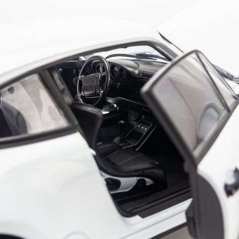  Mô hình xe Porsche 964 Turbo 1:18 Welly- 18026W- Cream 