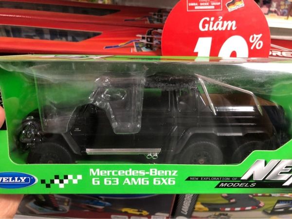  Đồ chơi mô hình xe Mercedes Benz G63 AMG 6X6 1:24 màu Đen 