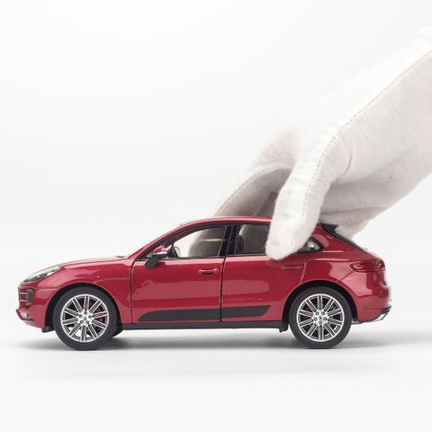  Mô hình xe Porsche Macan Turbo 1:24 Welly- 24047W- Red 