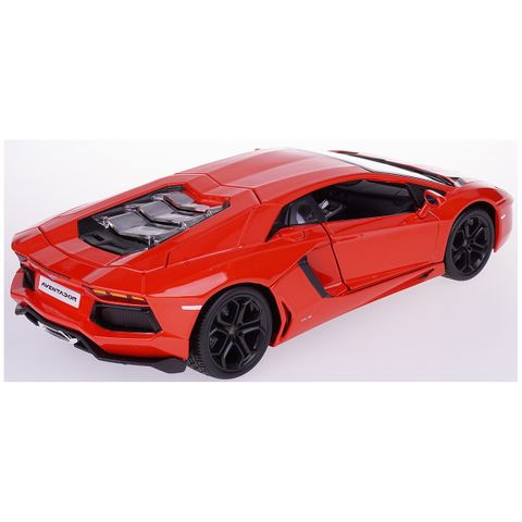  18-11033 - 1:18 LAMBORGHINI AVENTADOR LP700-4(CAM) 
