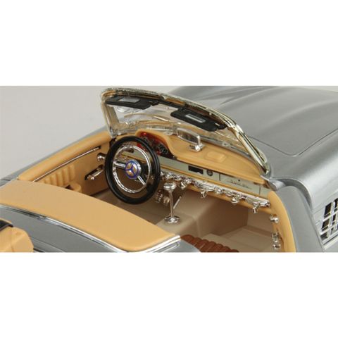  18-12049- 1/18 MERCEDES BENZ 300 SL TOURING (1957)Sliver 
