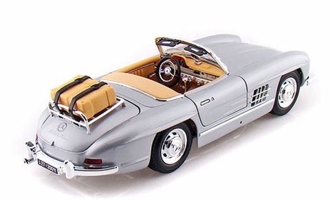  18-12049- 1/18 MERCEDES BENZ 300 SL TOURING (1957)Sliver 