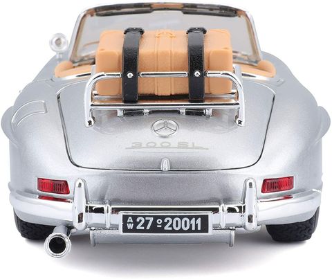  18-12049- 1/18 MERCEDES BENZ 300 SL TOURING (1957)Sliver 