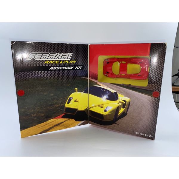 Bộ lắp ghép xe Ferrari Enzo tỉ lệ 1:43