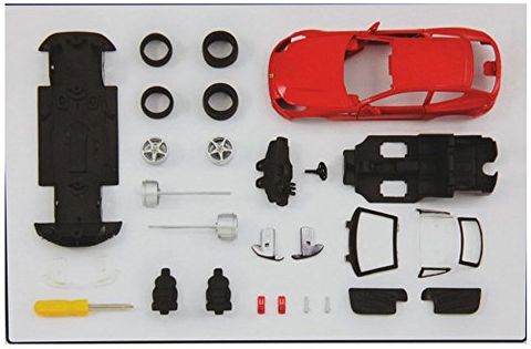  Bộ lắp ghép xe Ferrari FF tỉ lệ 1:32 