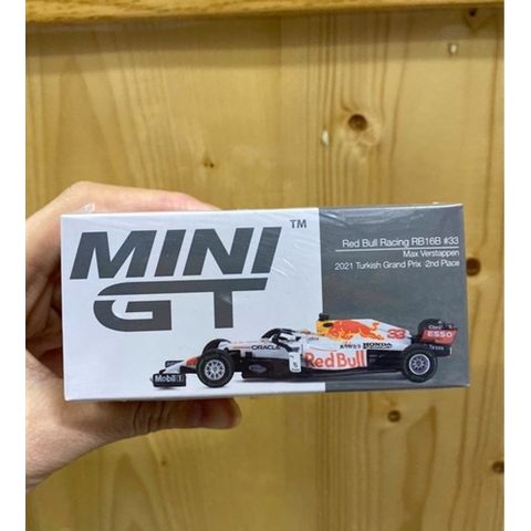  Xe mô hình MINI GT 1/64 Red Bull RB16B 2021 Second Place Winner #33 Turkish Grand Prix Max Verstappen 