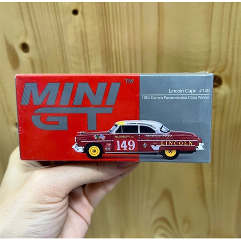 Xe mô hình Mini GT #611 Lincoln Capri 1954 Carrera Panamericana Class Winner 