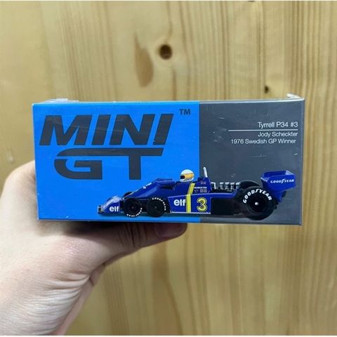  Xe mô hình MINI GT 1/64 Tyrrell P34 Swedish GP 1976 Winner #3 Jody Scheckter 