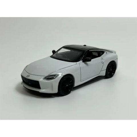  MINI GT 1/64 Nissan Fairlady Z 2023 Everest White Right Handle 